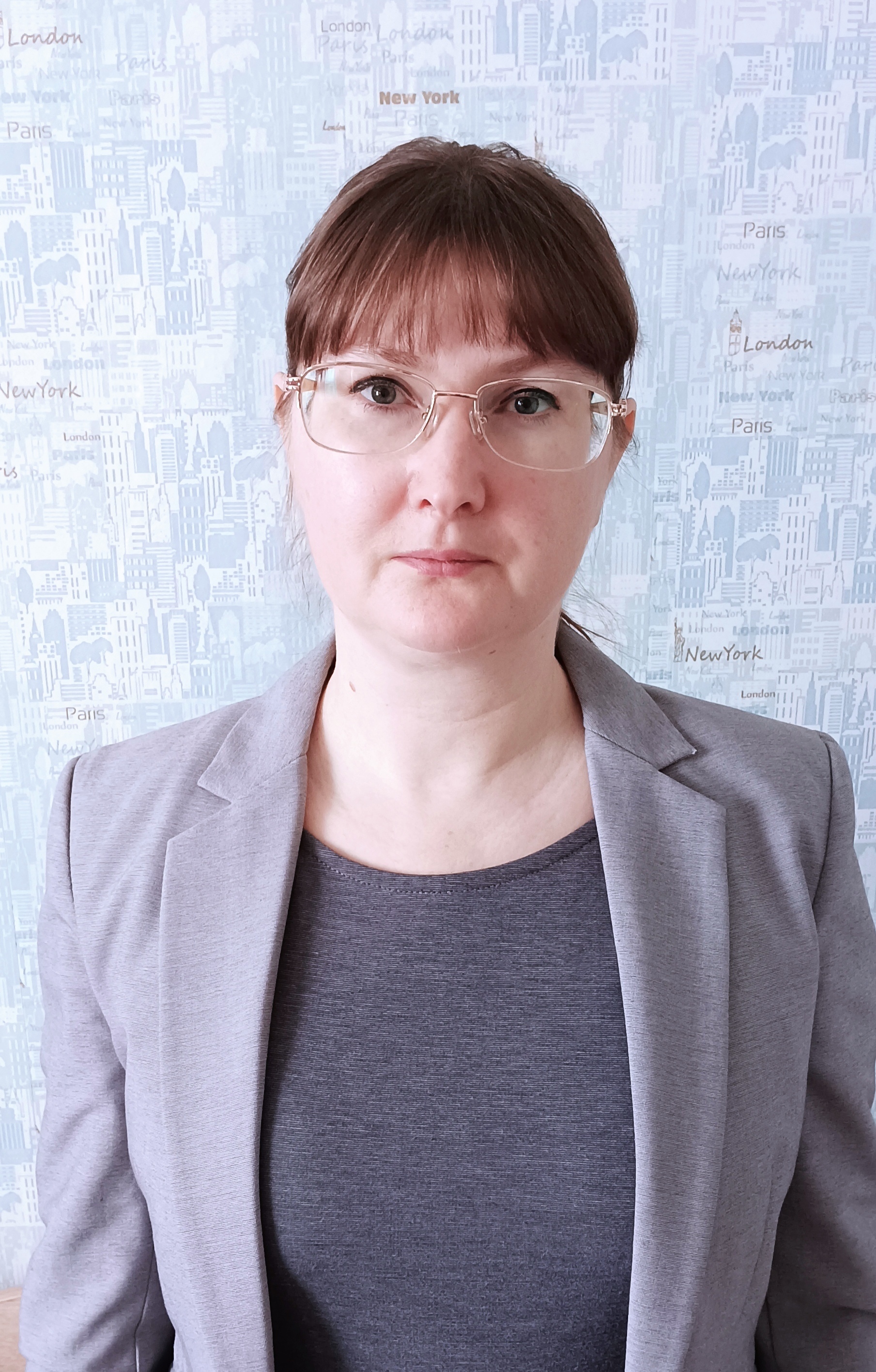 Поздравили депутата с Днем рождения.